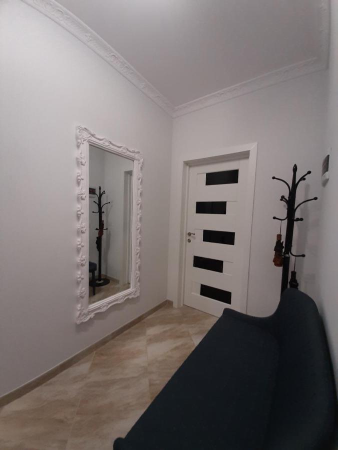 Apartment In Serbska Lviv Exterior photo