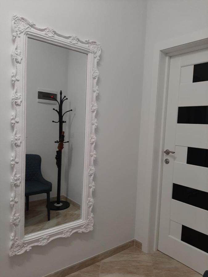 Apartment In Serbska Lviv Exterior photo